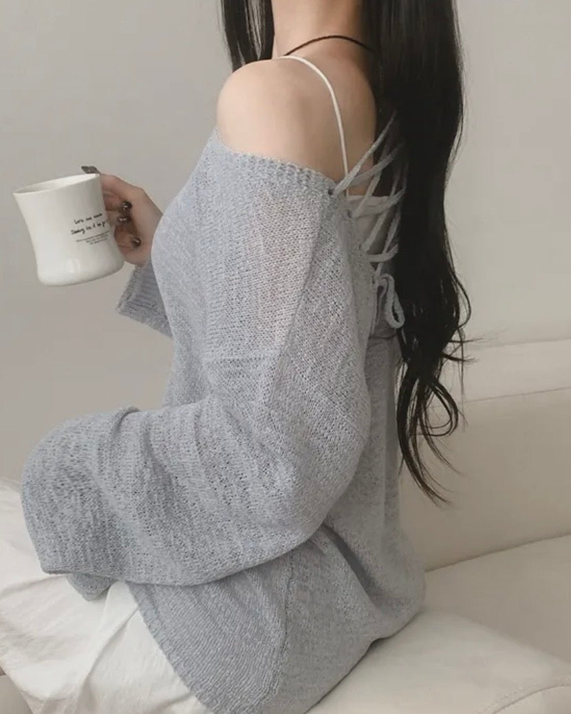 Loose-Fit Strap Knit