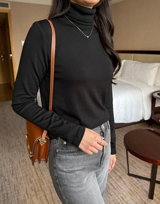 Mari Brushed Turtle-Neck