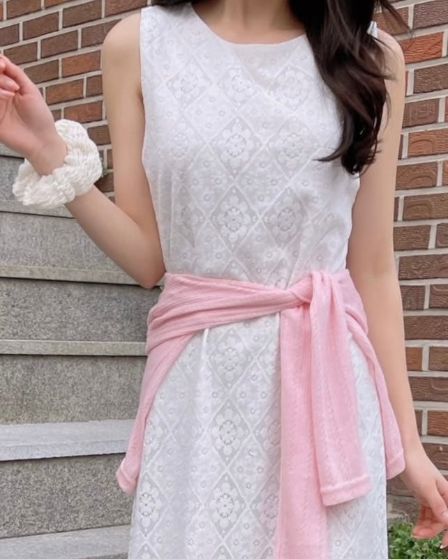 Lace Bloom Sleeveless Dress