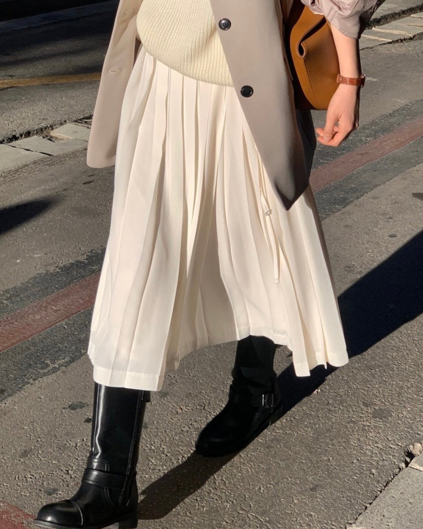 Live Pleats Skirt