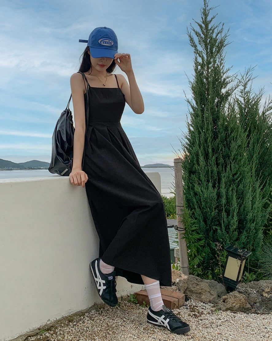 Pleats Sleeveless Dress