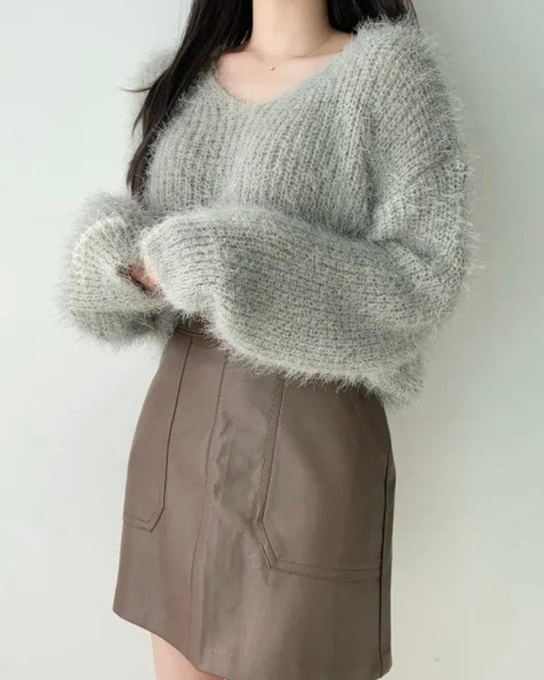 Eva V-Neck Knit Top