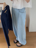 [ M ] Summer Mid-Rise Wide Fit Jeans