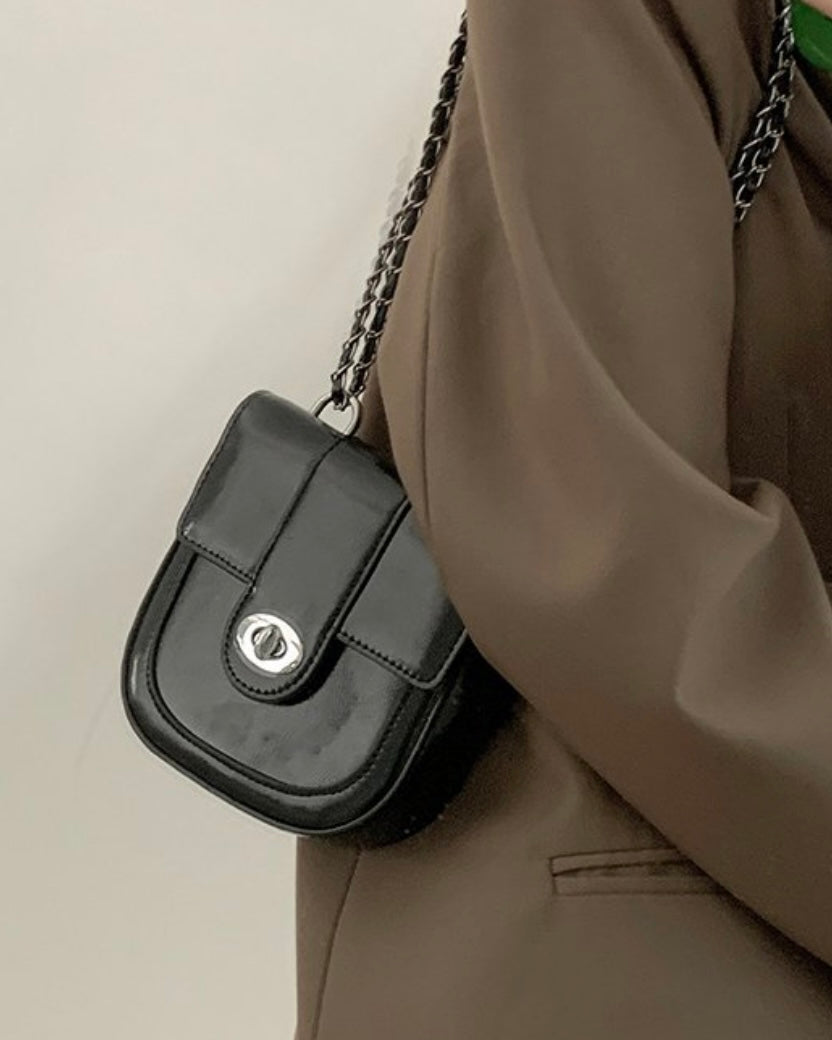 Modern Shoulder Bag