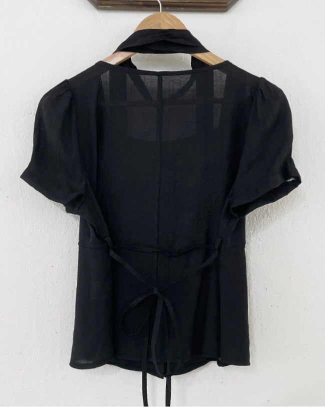 Shaki Tie Blouse