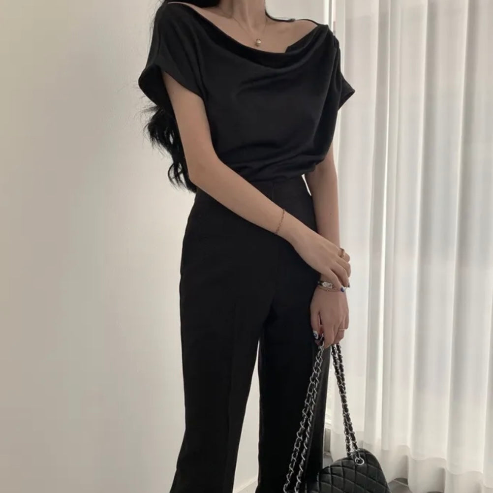 Easel Drape Blouse