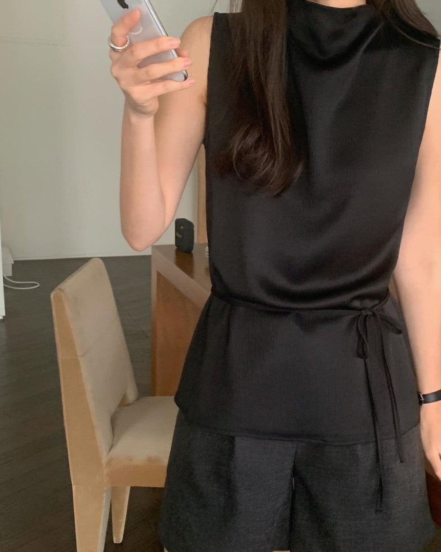 Wrinkle Tencel Sleeveless Blouse