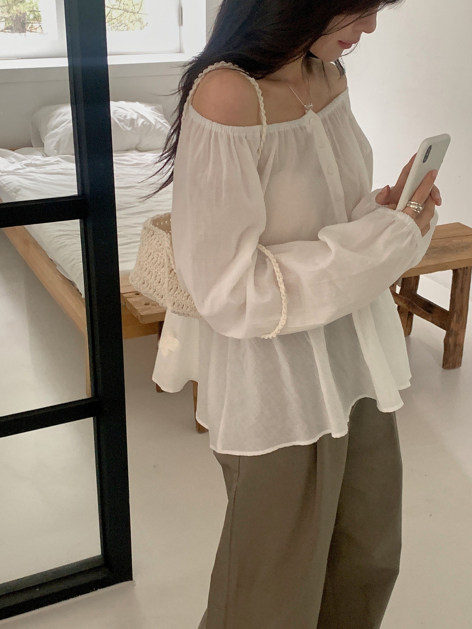 Adwin Off-Shoulder Blouse