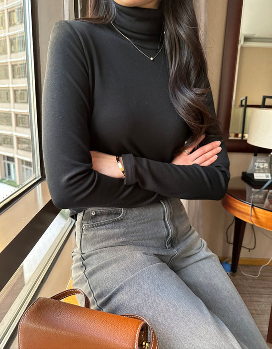 Mari Brushed Turtle-Neck