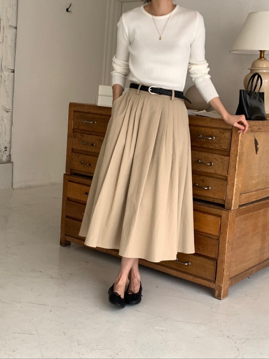 Round Ripped Knit