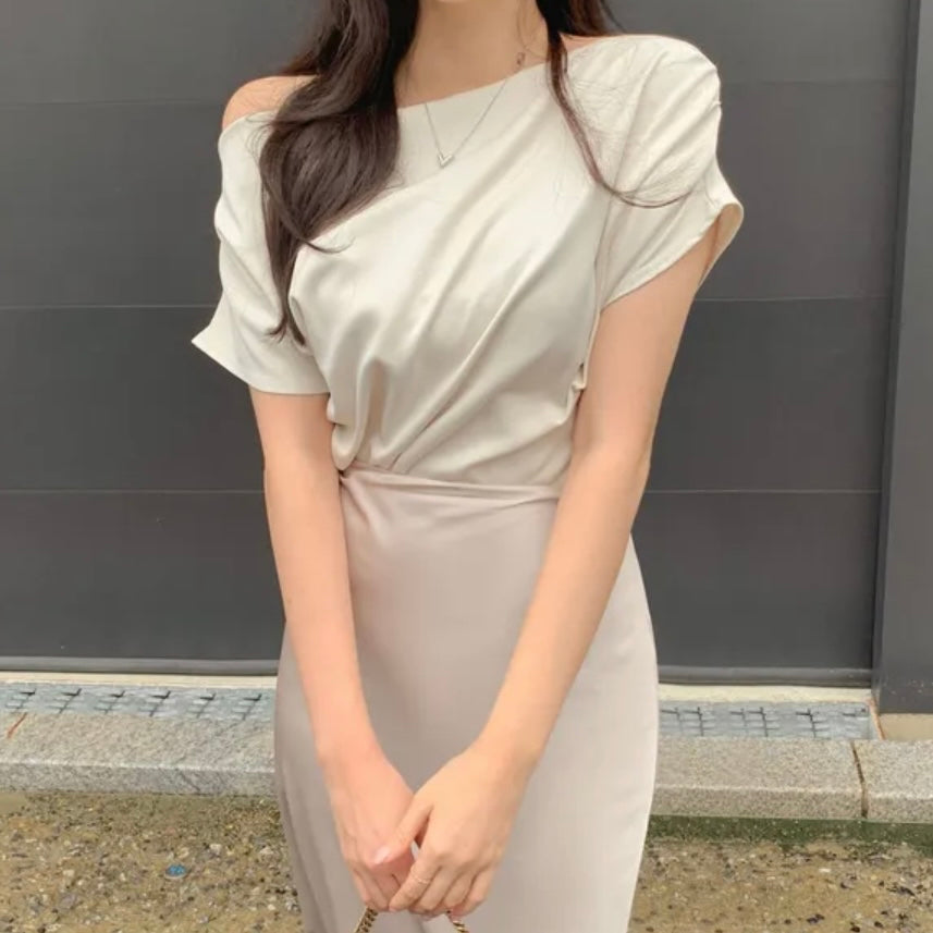 Easel Drape Blouse