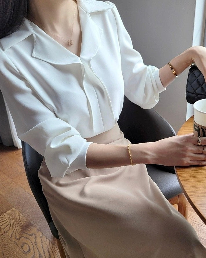 Merlin Collar Blouse