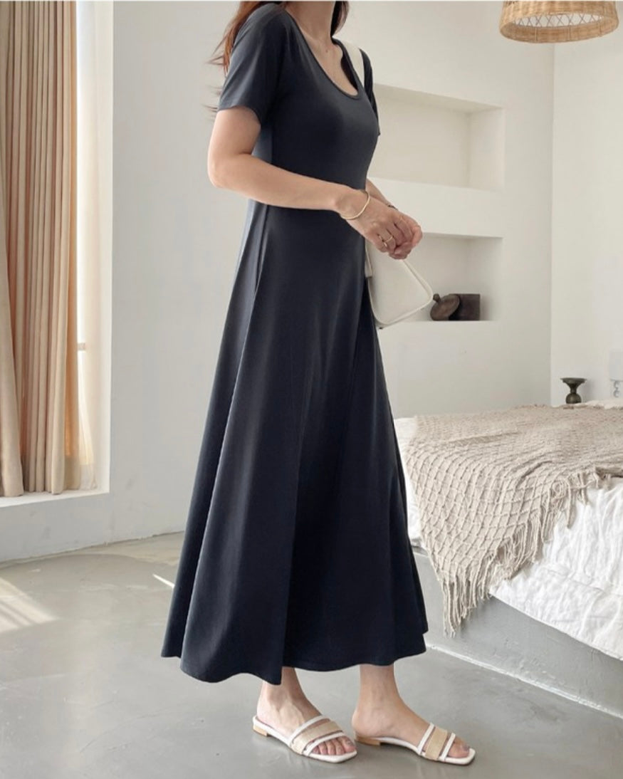 Cool U-Neck Short Sleeve Dress
