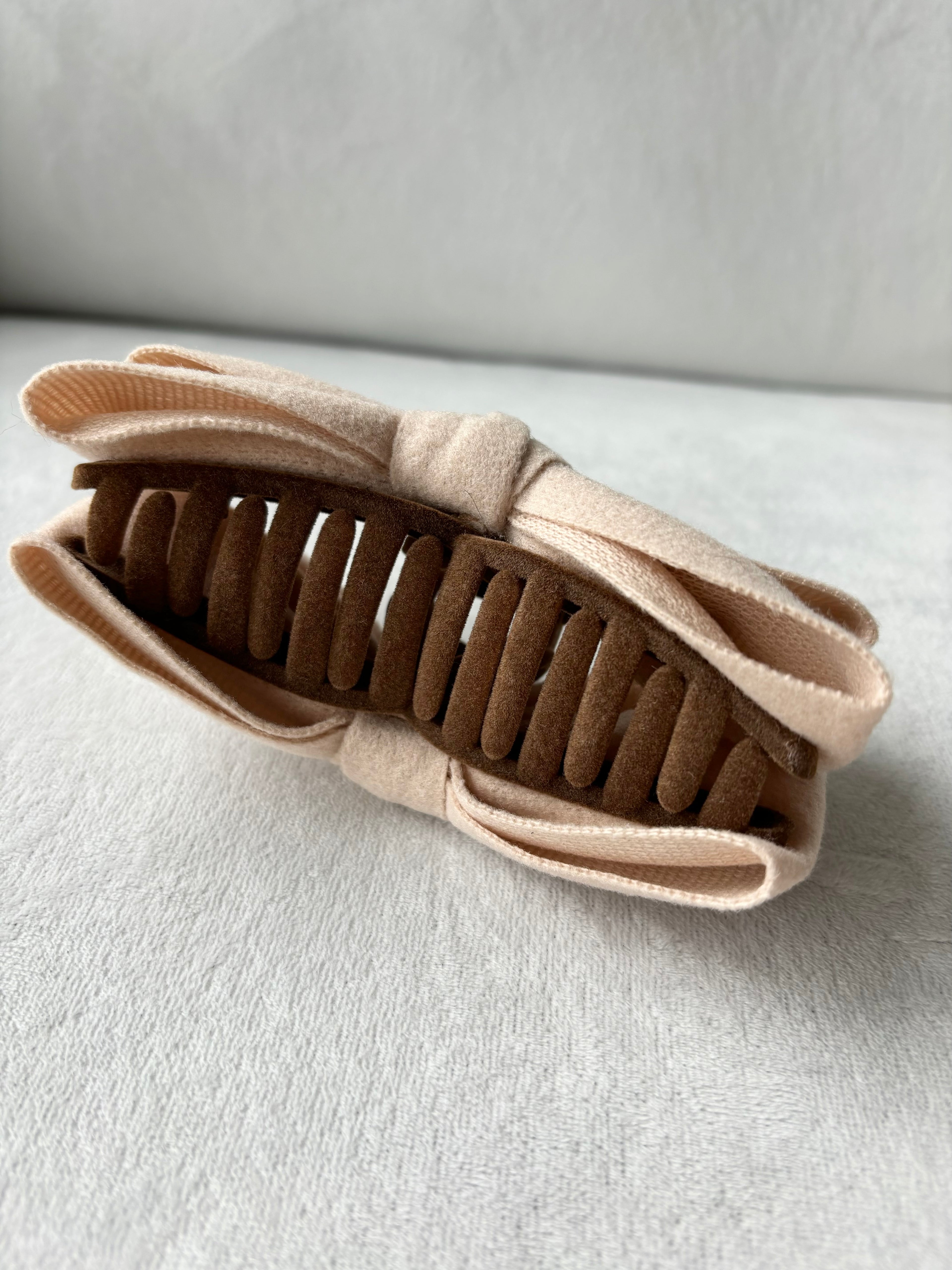 Big Ribbon Hair Claw