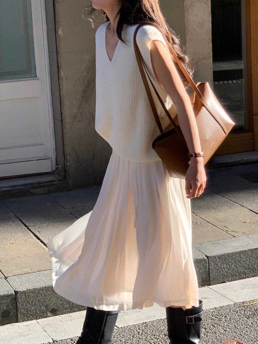 Live Pleats Skirt