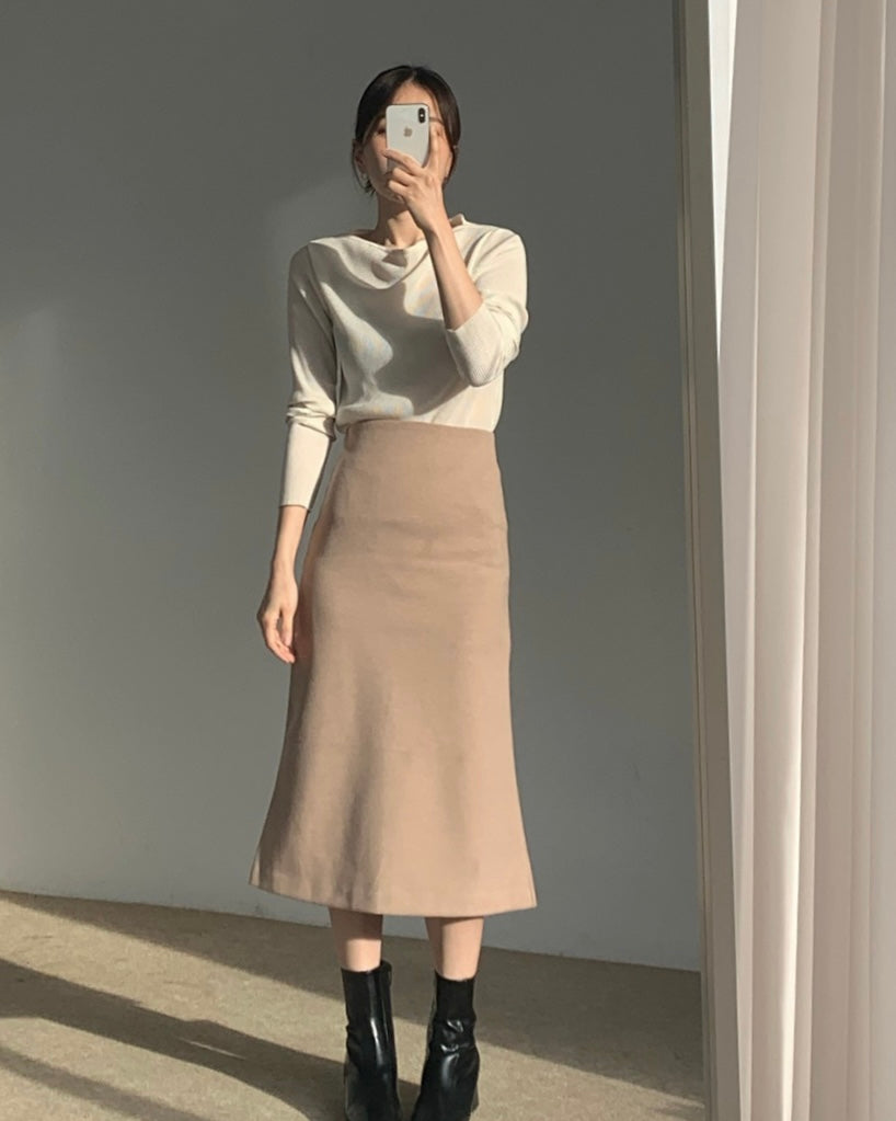 Pleats Boat-Neck Long Sleeves