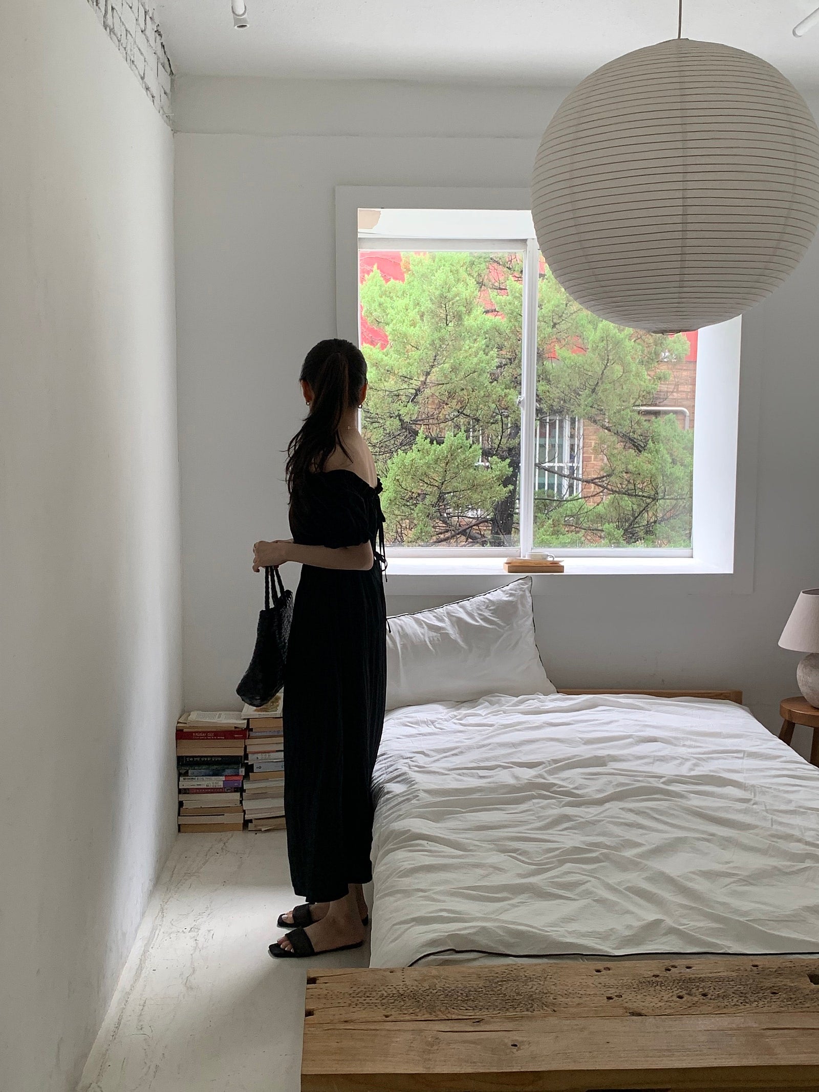 Off-Shoulder Back Ribbon Dress