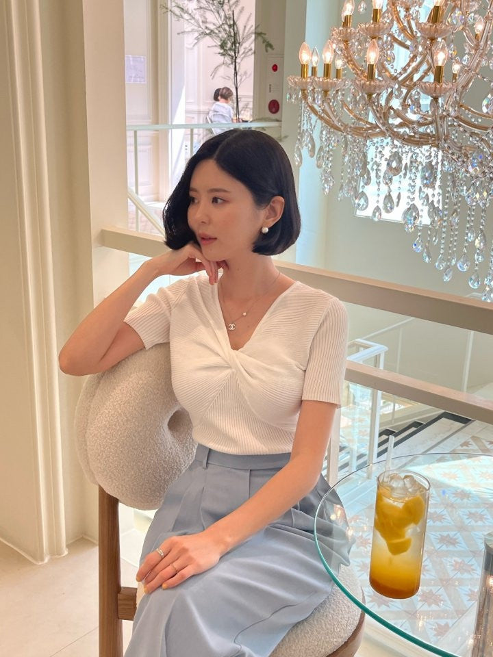 Twist Short Sleeves Knit