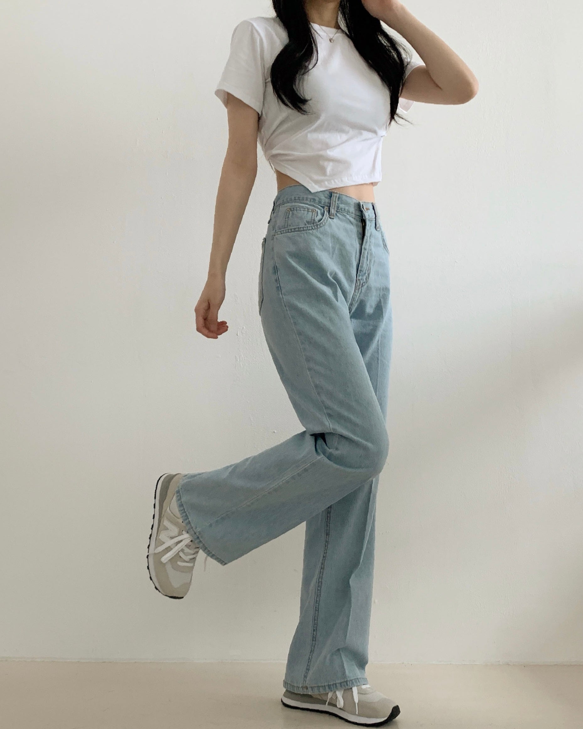[S,M,L] Cool Front-Pintuck Semi Flare Jeans