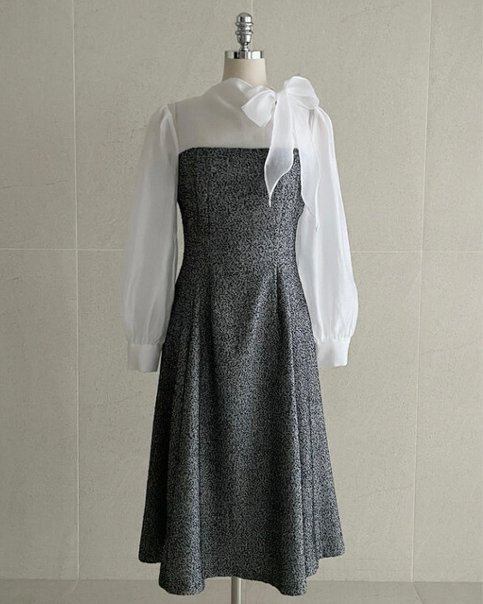 [ Pre-order ] Amelie Pearl Tweed Dress