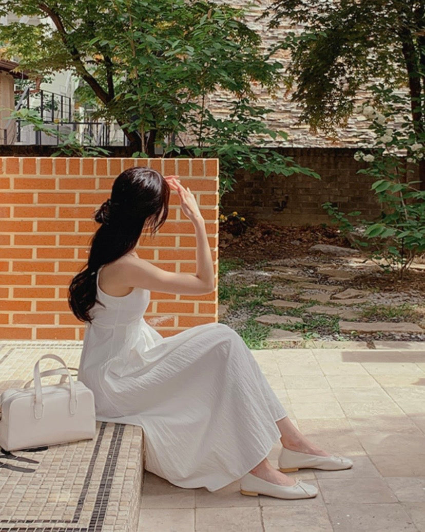 Pleats Sleeveless Dress