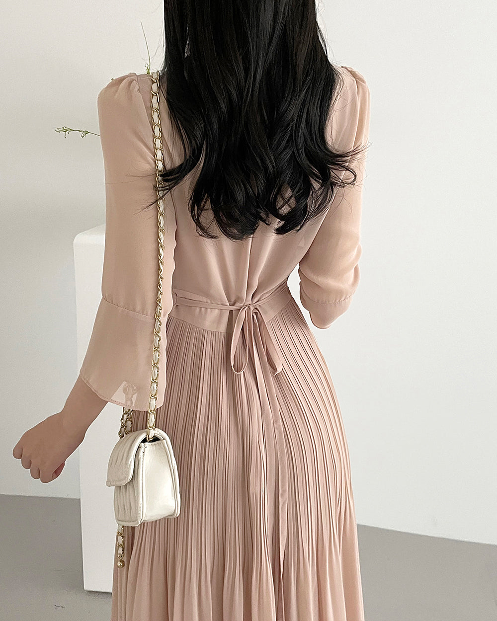[ Pre-order ] Chiffon Pleats Dress