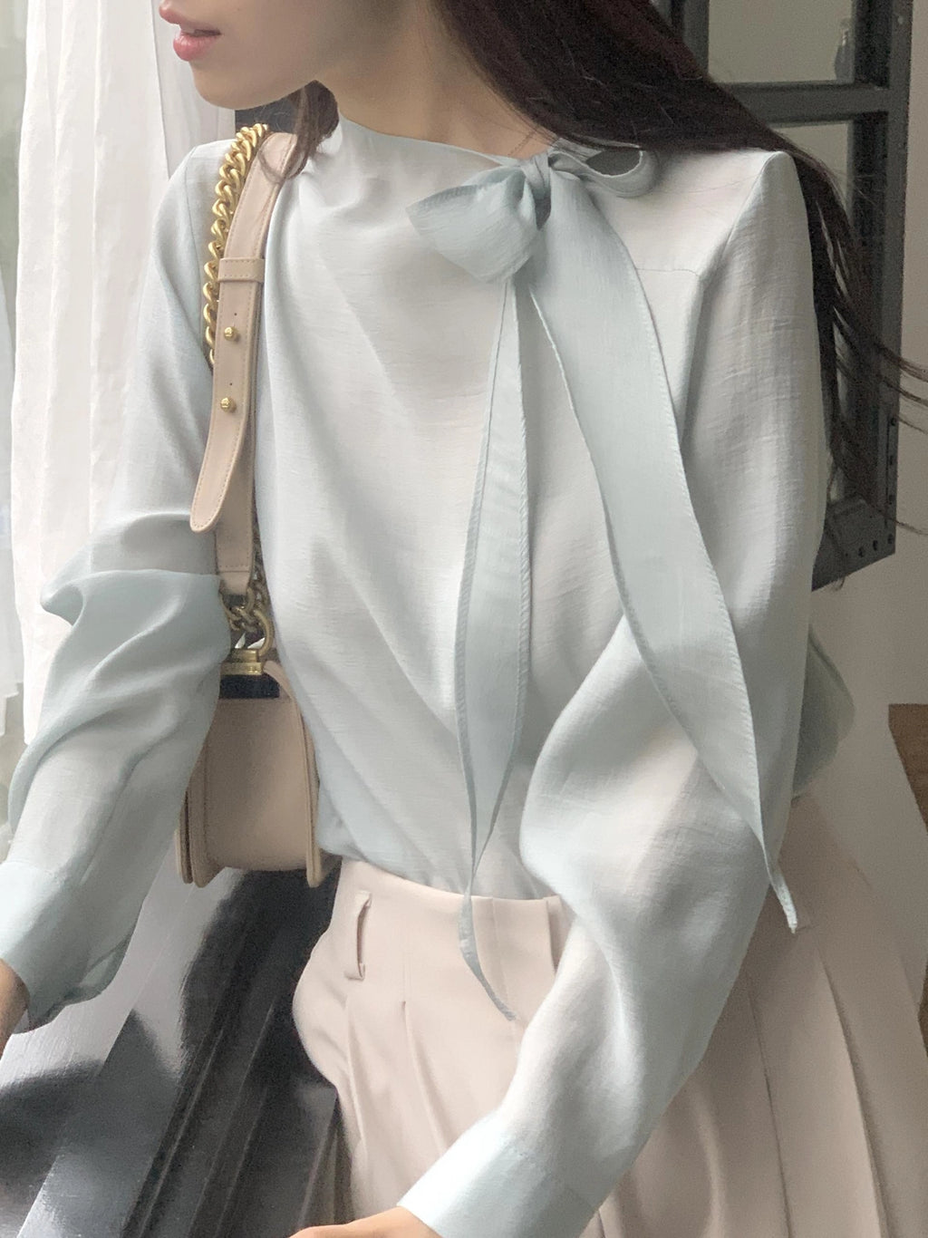 [ Pre-order ] And Tie Blouse
