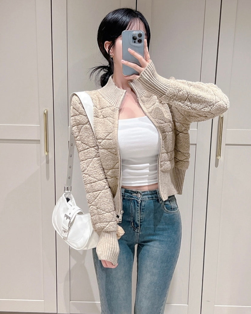 Link Knit Zip-Up