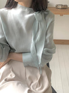 [ Pre-order ] And Tie Blouse
