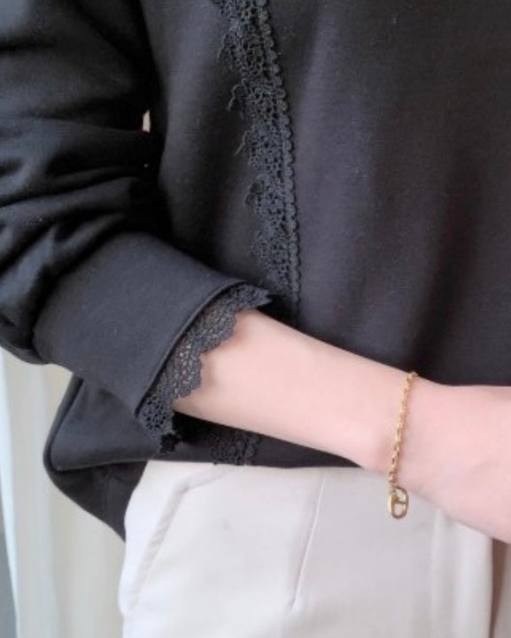 Elodie Lace Sweatshirt
