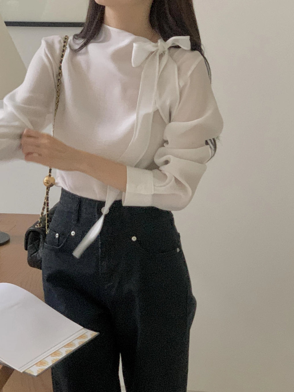 [ Pre-order ] And Tie Blouse