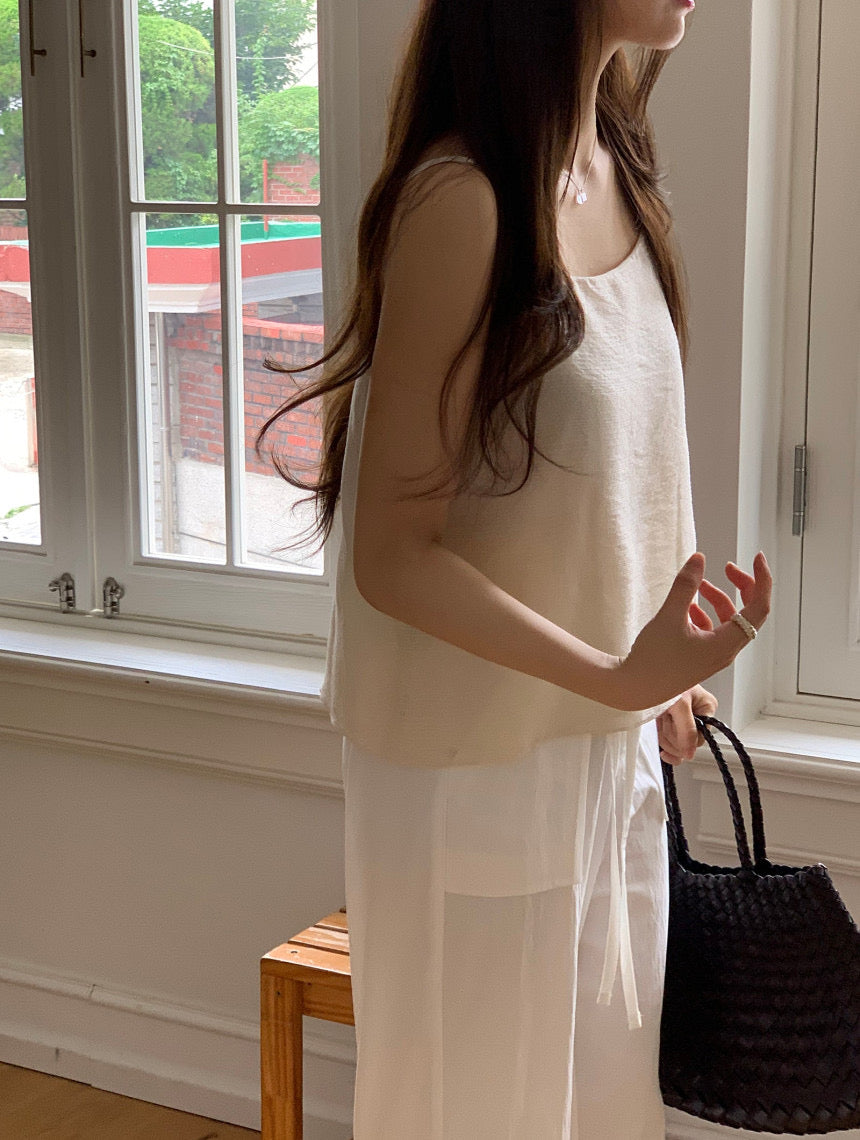 Stay Adjustable Strap Sleeveless