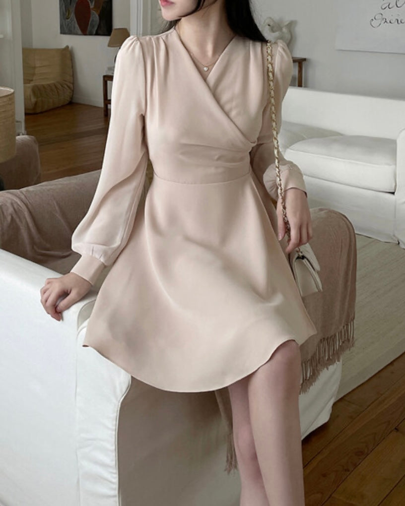 [ Pre-order ] Chiffon Sleeve Wrap Dress