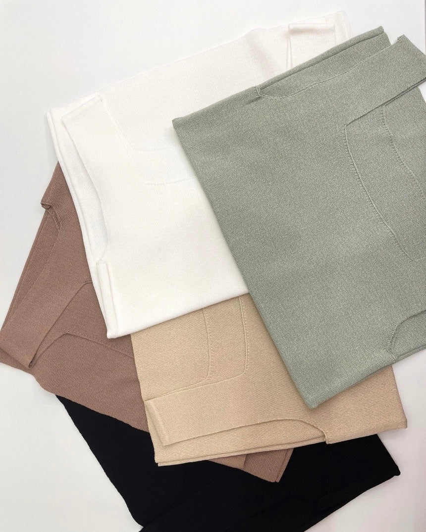 Square-Neck Knit Sleeveless