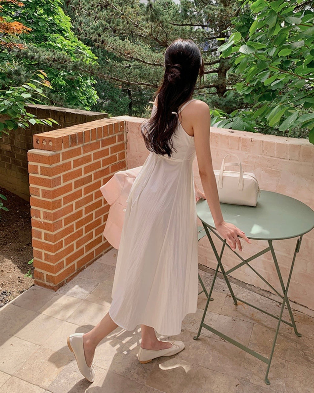 Pleats Sleeveless Dress