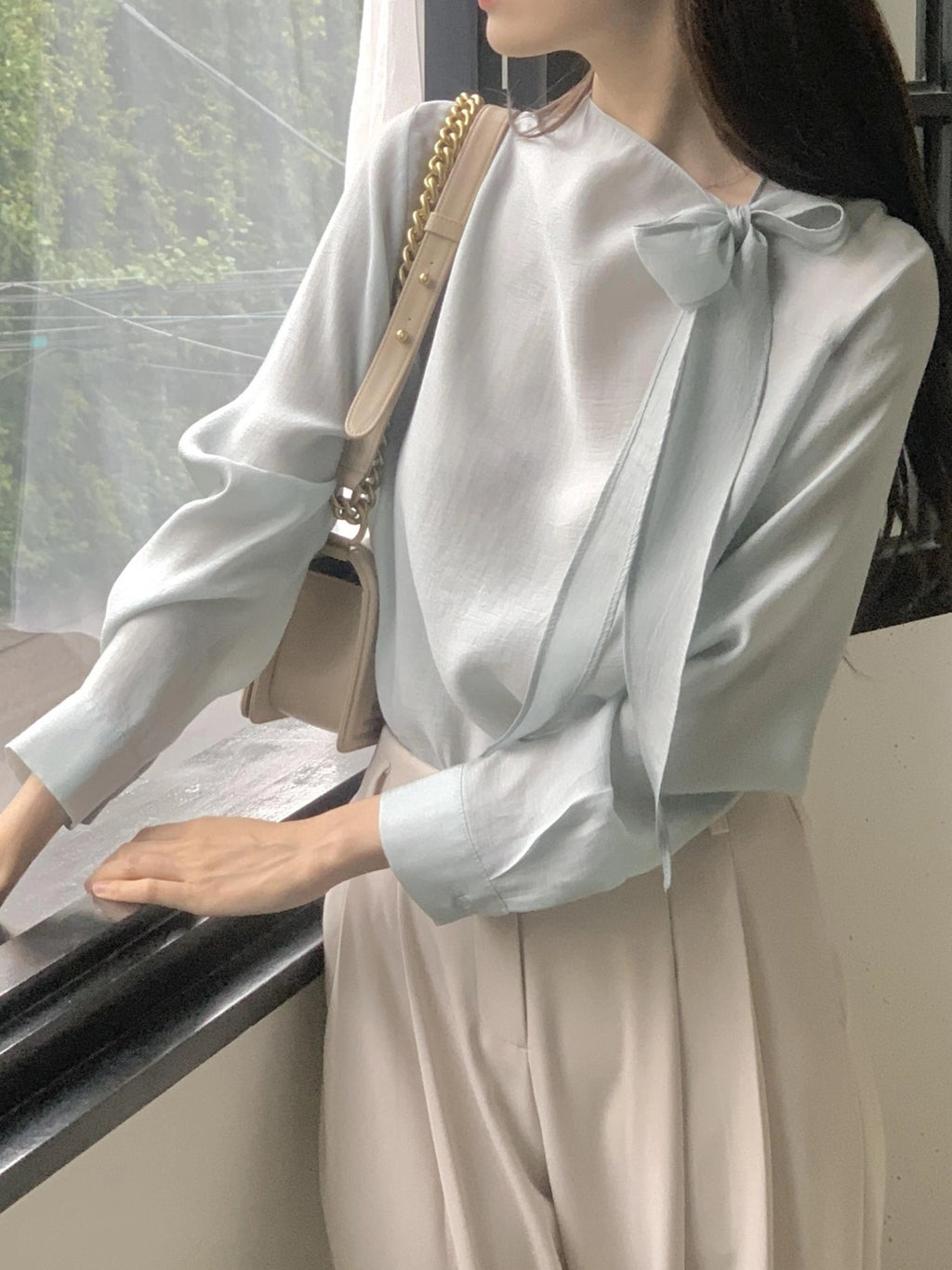 [ Pre-order ] And Tie Blouse