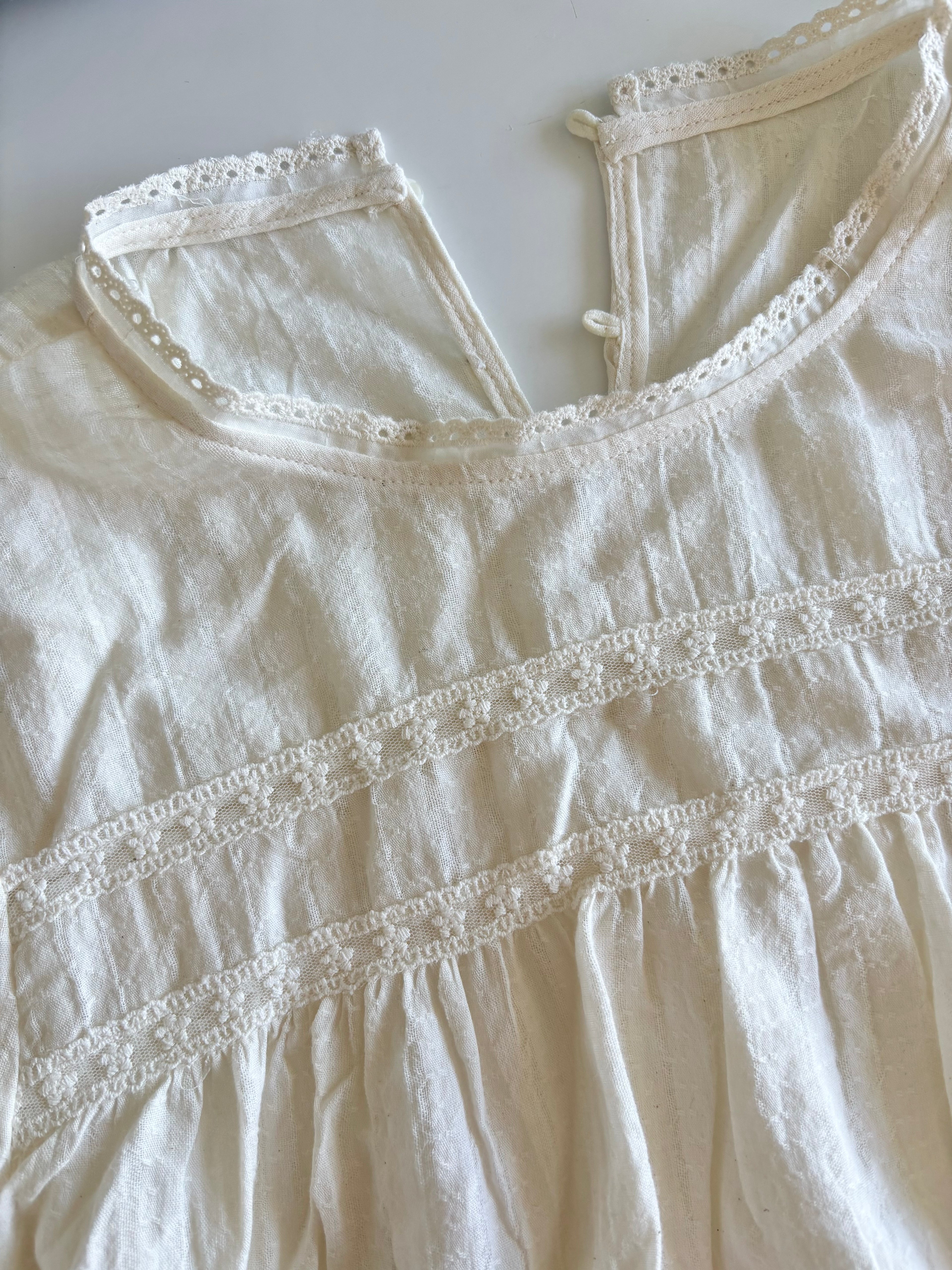 Roel Lace Blouse