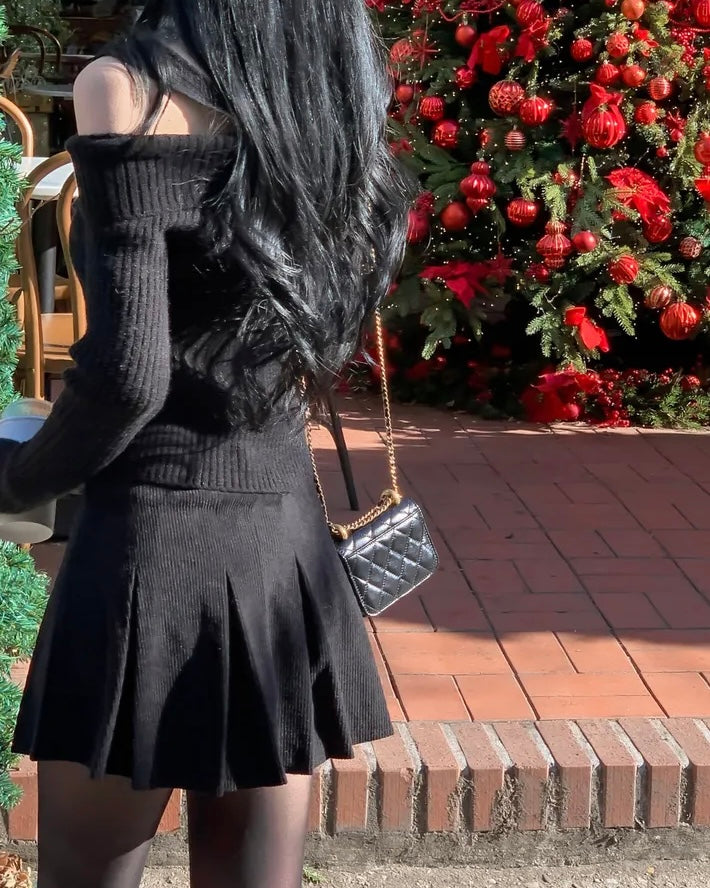 Two-Way Off-Shoulder Ribbed Knit