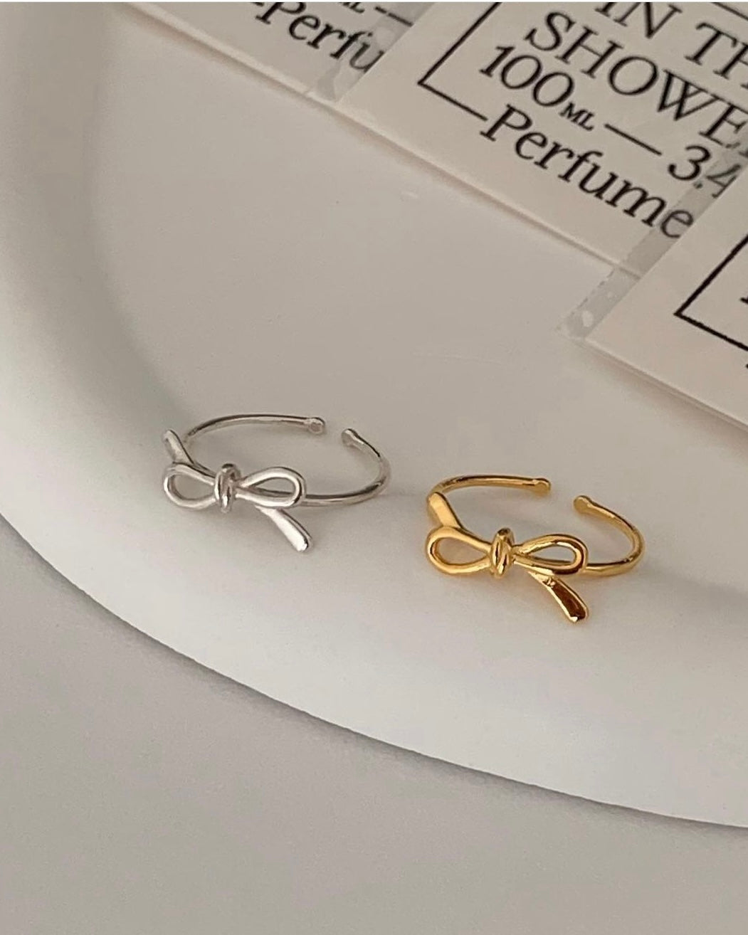 Ribbon Silver Ring