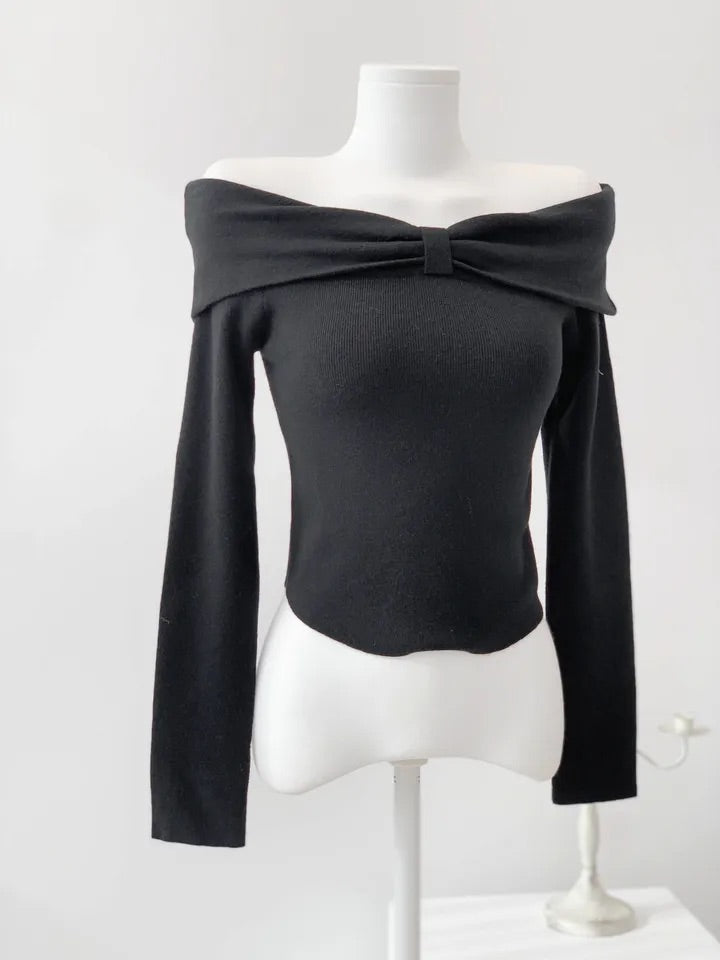 Ribbon Off-Shoulder Knit