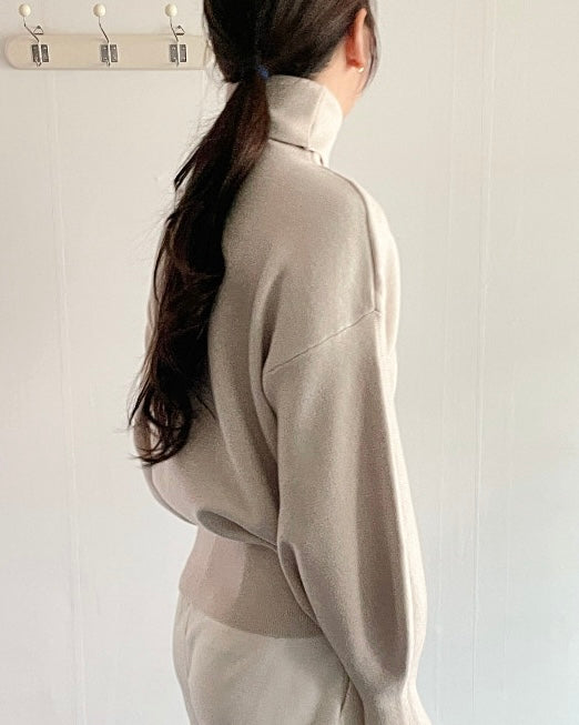Puff Slaave Knitted Turtle-Neck