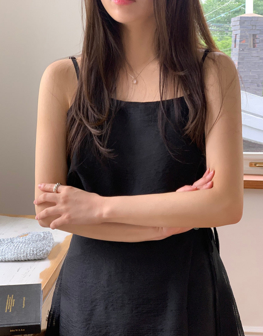 Stay Adjustable Strap Sleeveless