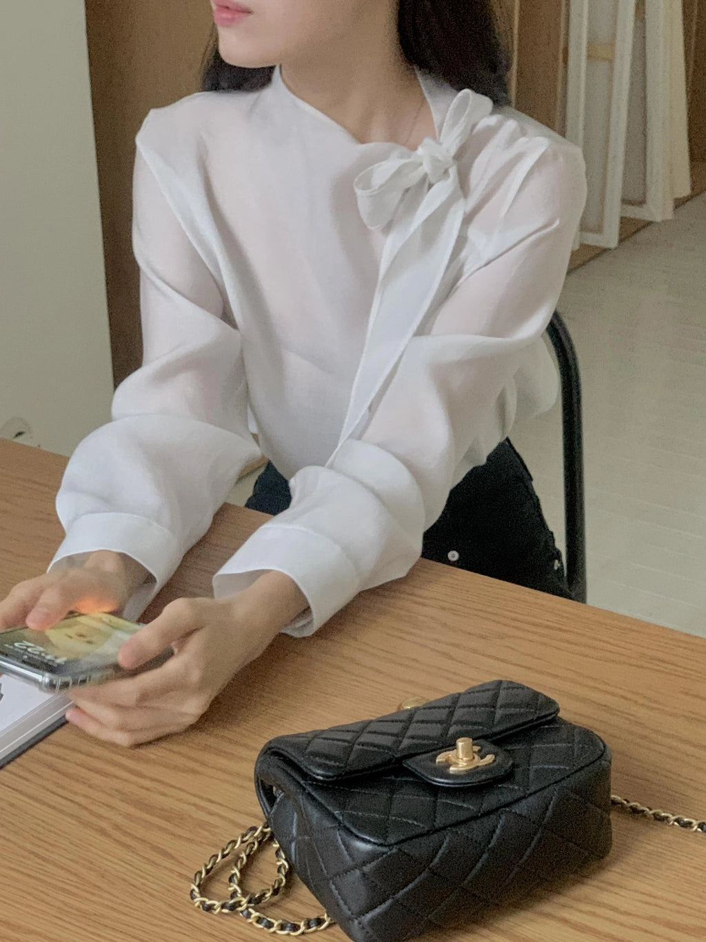 [ Pre-order ] And Tie Blouse