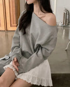 Holly Off-Shoulder Sweatshirt