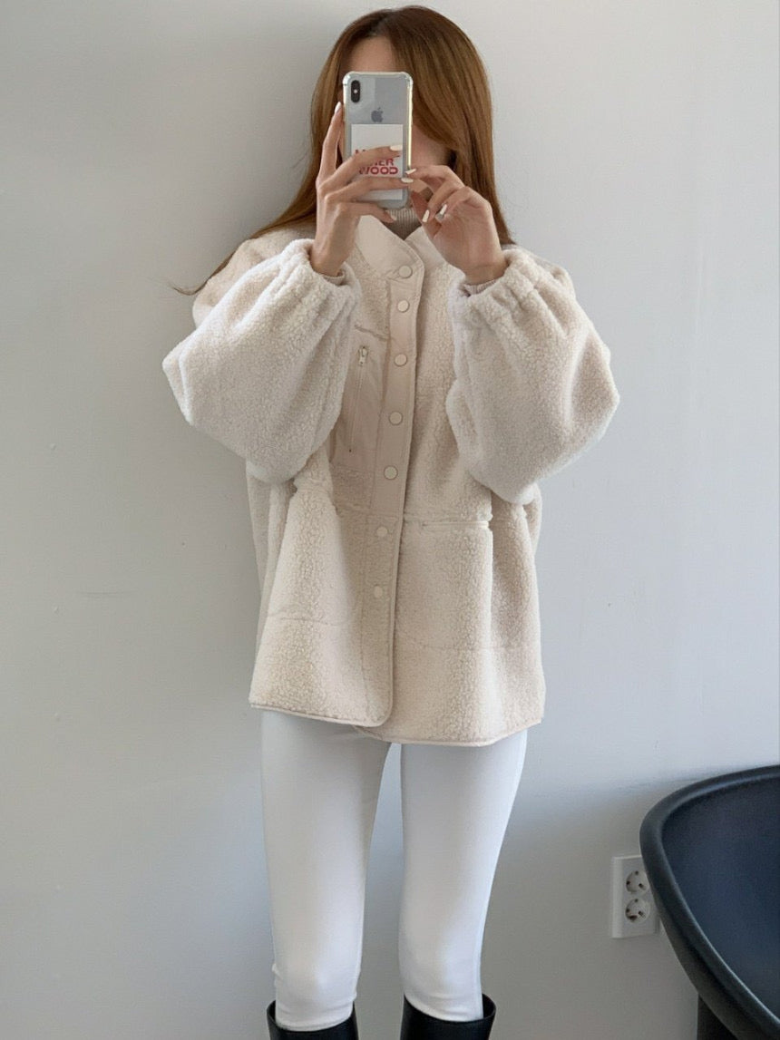 Pocket Loose-Fit Boucle Jacket