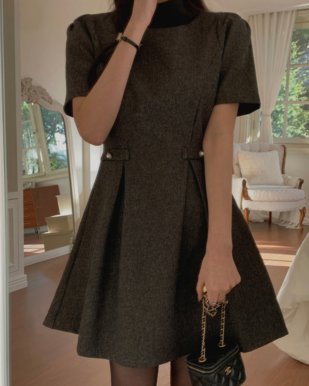 [ Pre-order ] Lina Pleats Dress