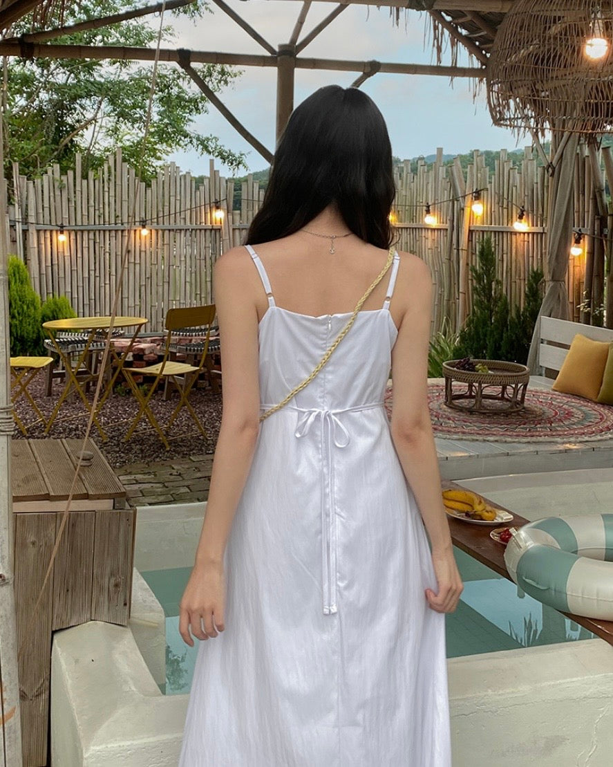 Pleats Sleeveless Dress