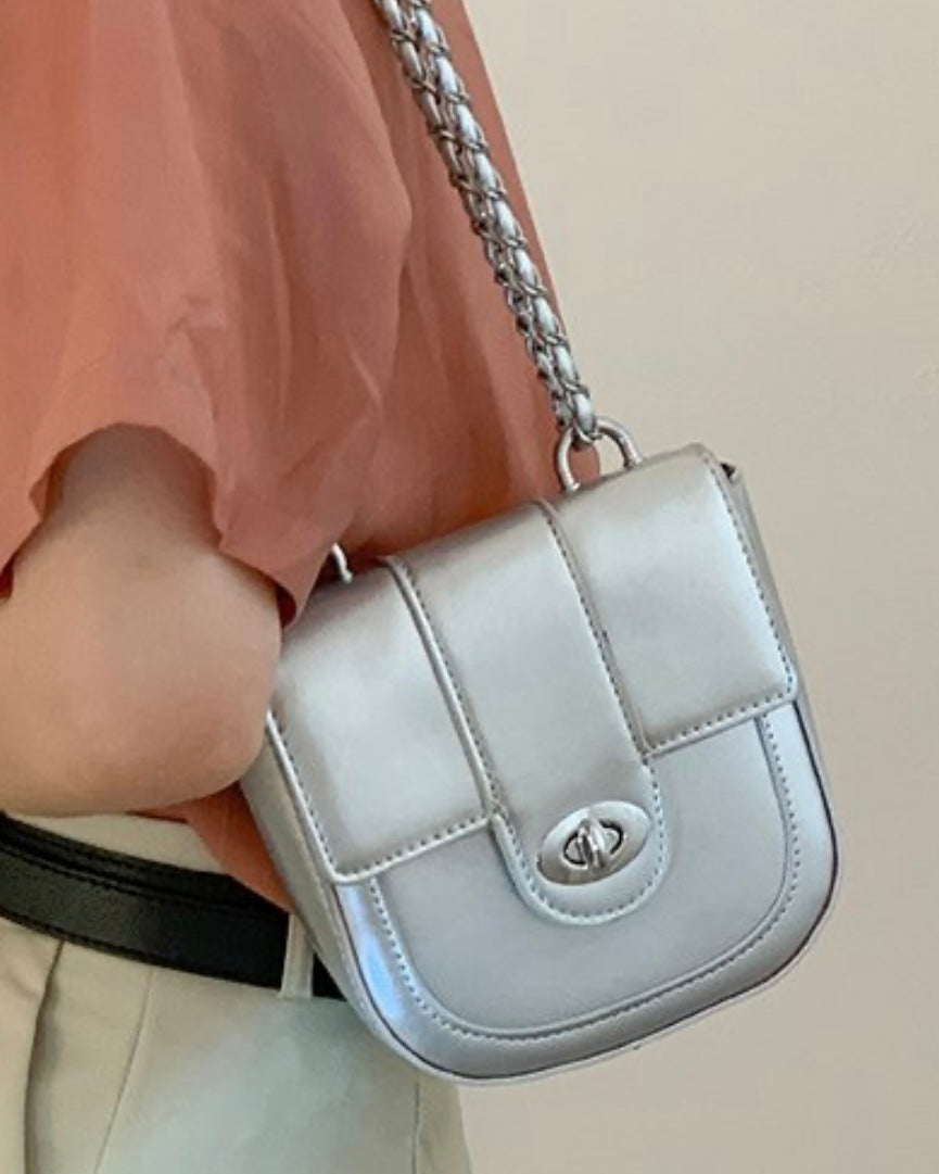 Modern Shoulder Bag