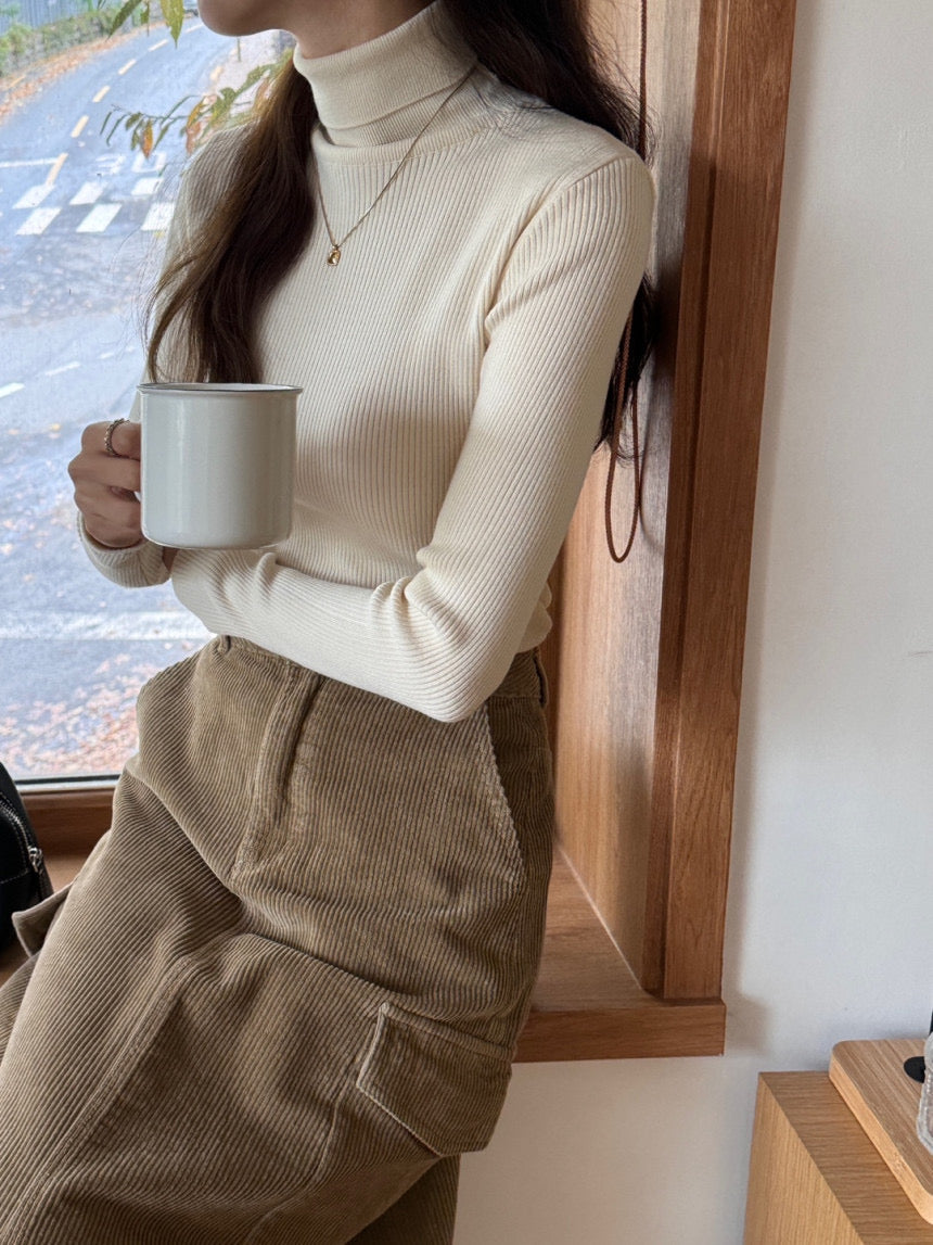 Senne Ribbed Turtle-Neck