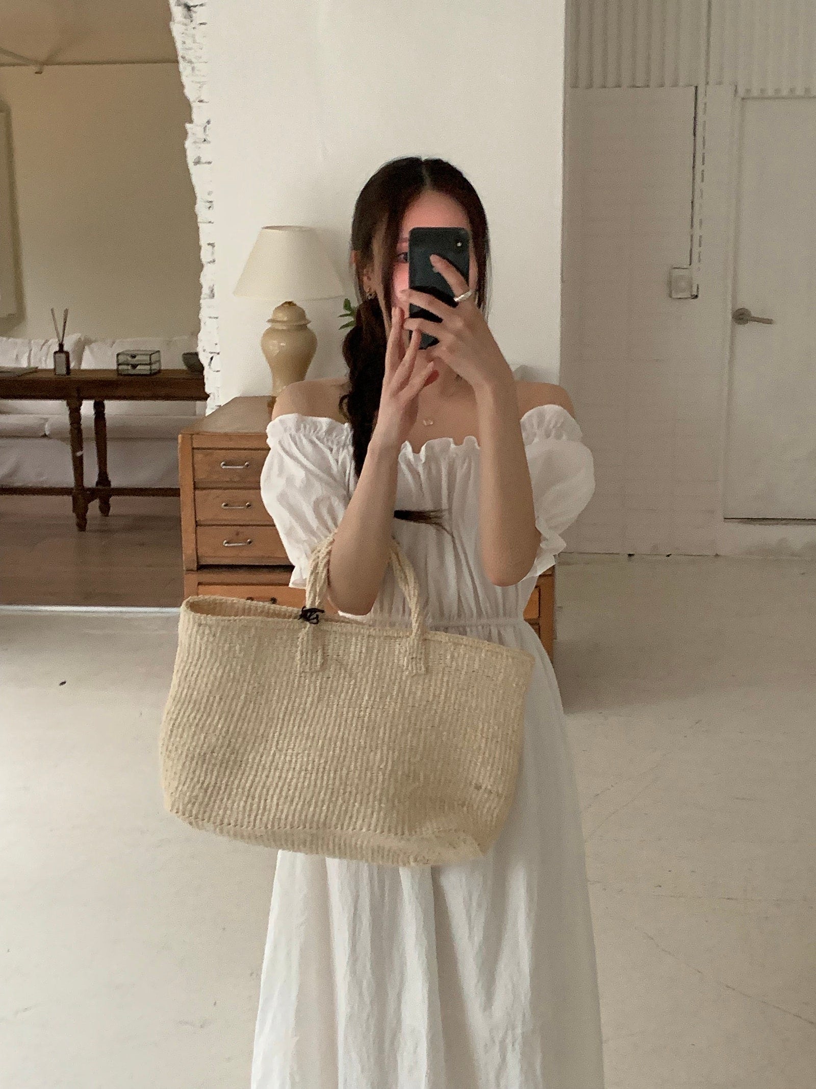 Off-Shoulder Back Ribbon Dress